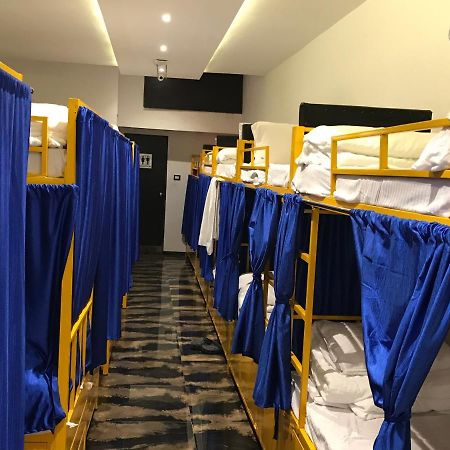 Mango Dormitory ムンバイ エクステリア 写真