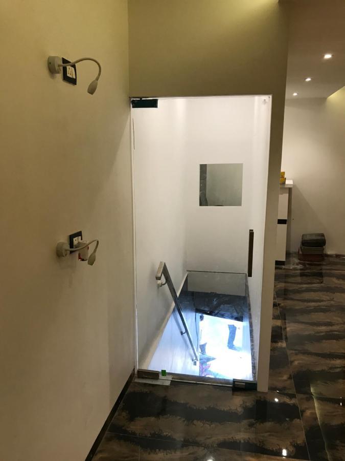 Mango Dormitory ムンバイ エクステリア 写真