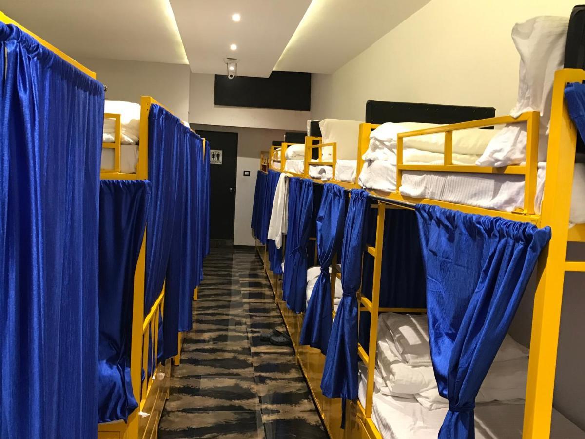 Mango Dormitory ムンバイ エクステリア 写真